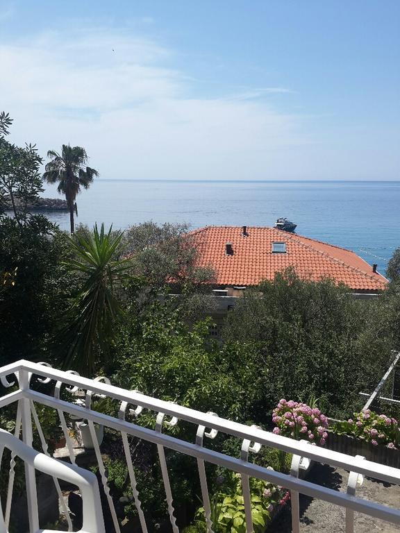 Apartments Andus Sveti Stefan Exterior foto